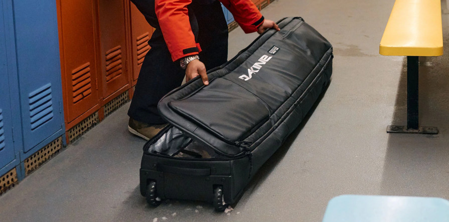 Dakine Low Roller Snowboard Bag